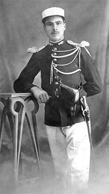 Gendarme départemental en tenue d'été - 1899